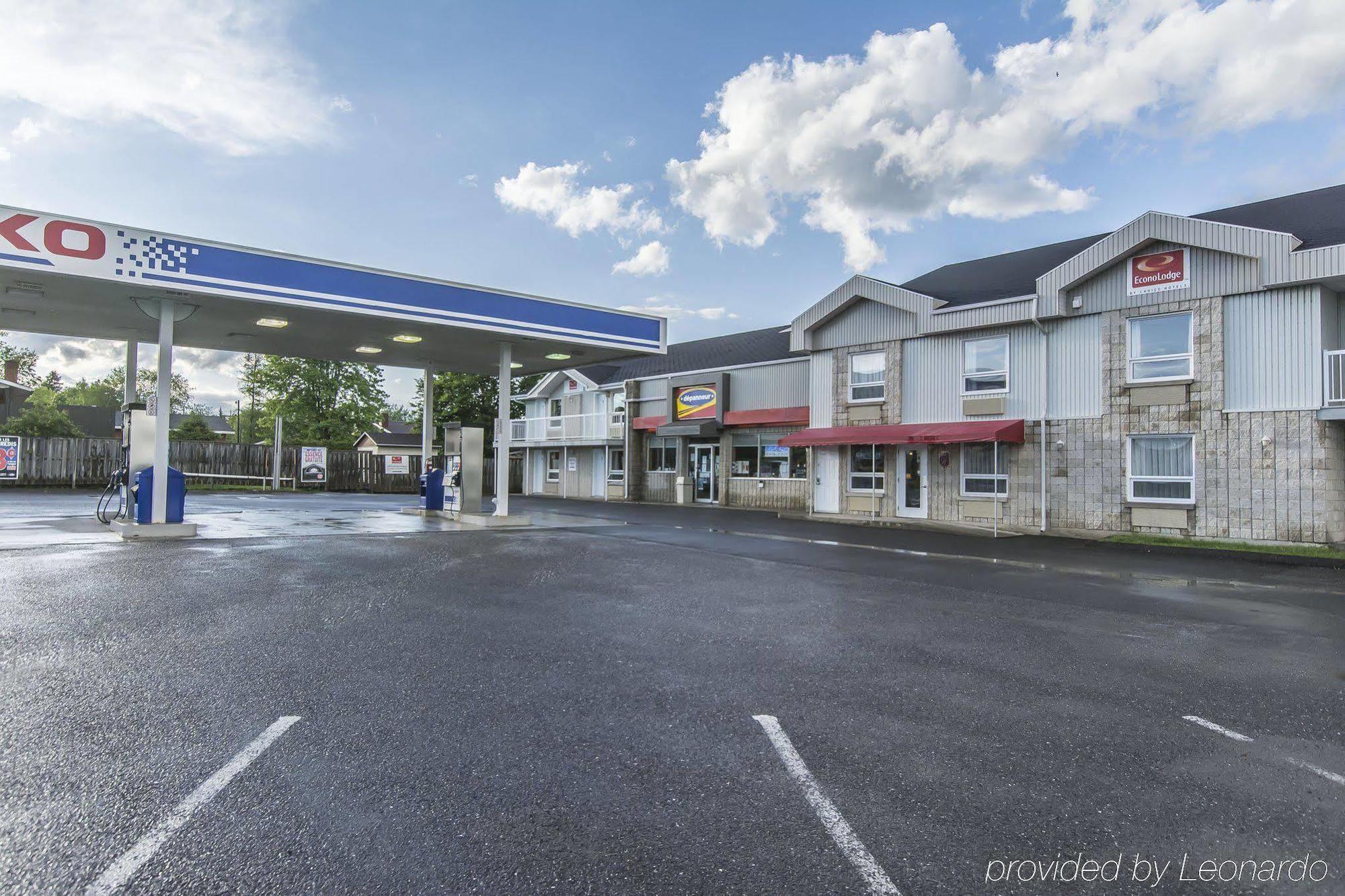 Econo Lodge Cabano Exteriör bild