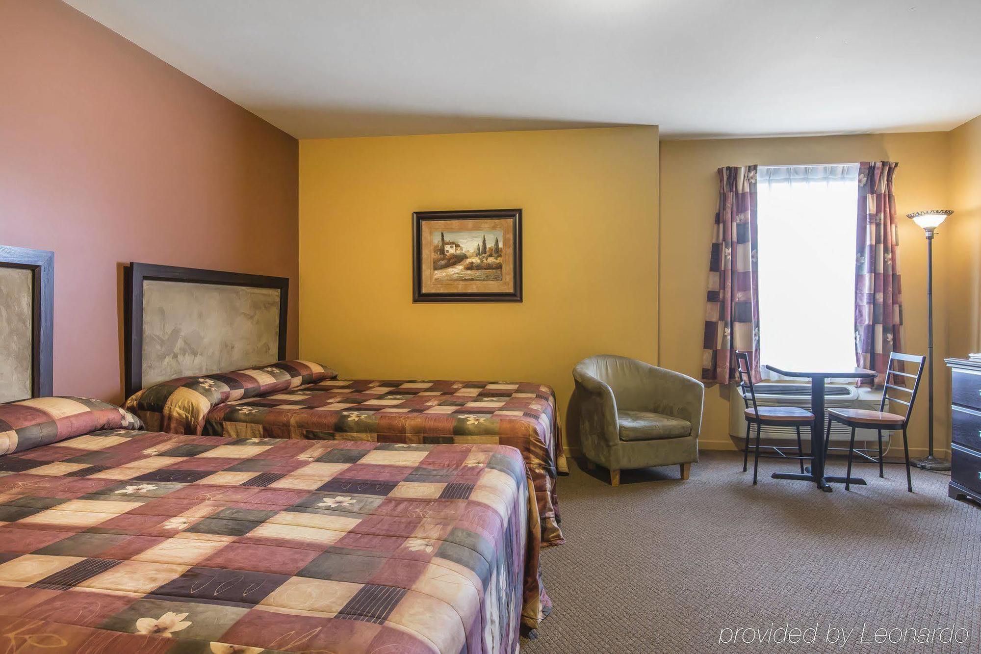 Econo Lodge Cabano Exteriör bild