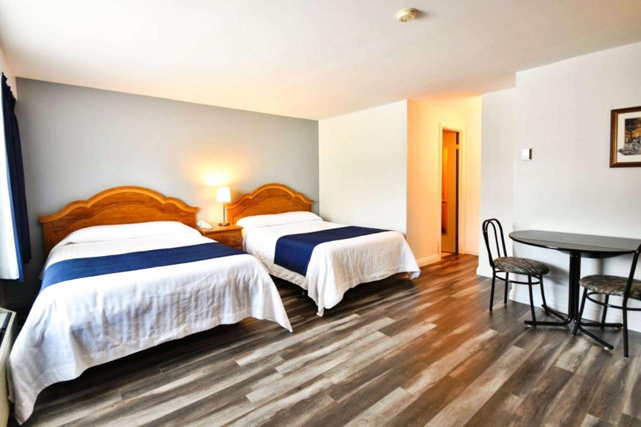 Econo Lodge Cabano Rum bild